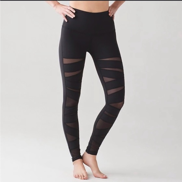 Pants - Lululemon Wunder Under High Rise Tech Mesh Cutout Leggings. Like New! Size 4